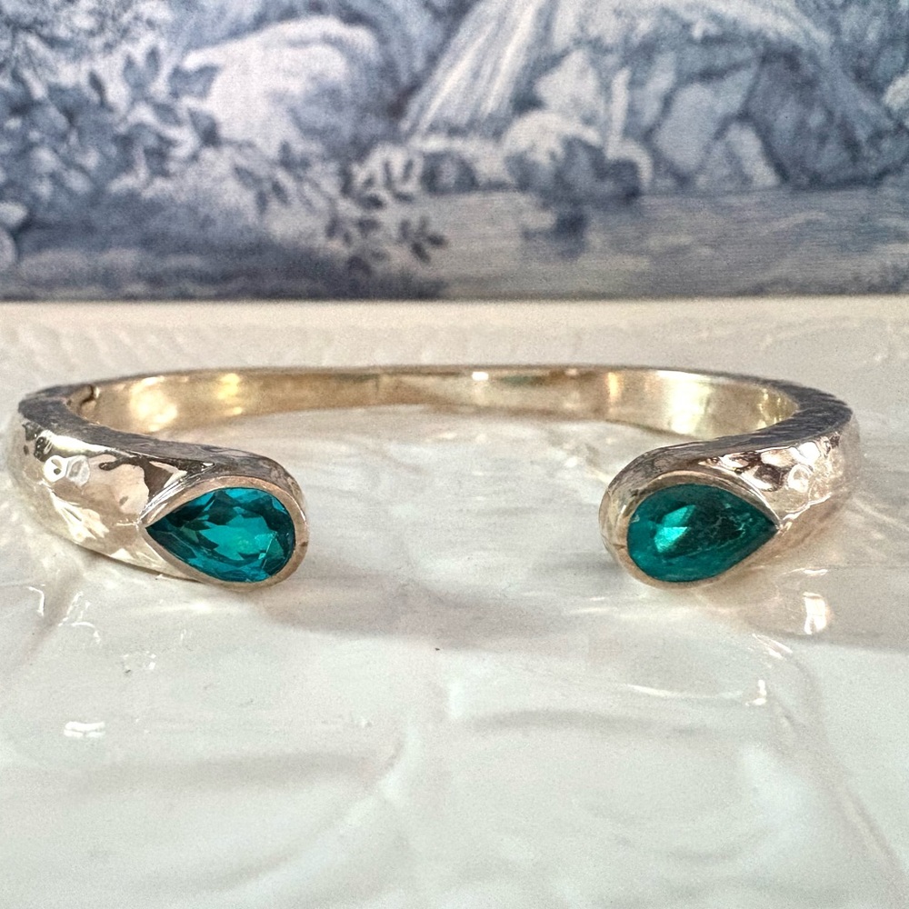Sterling Silver Hammered Teardrop Stone Teal Green Cuff Bracelet with hinge